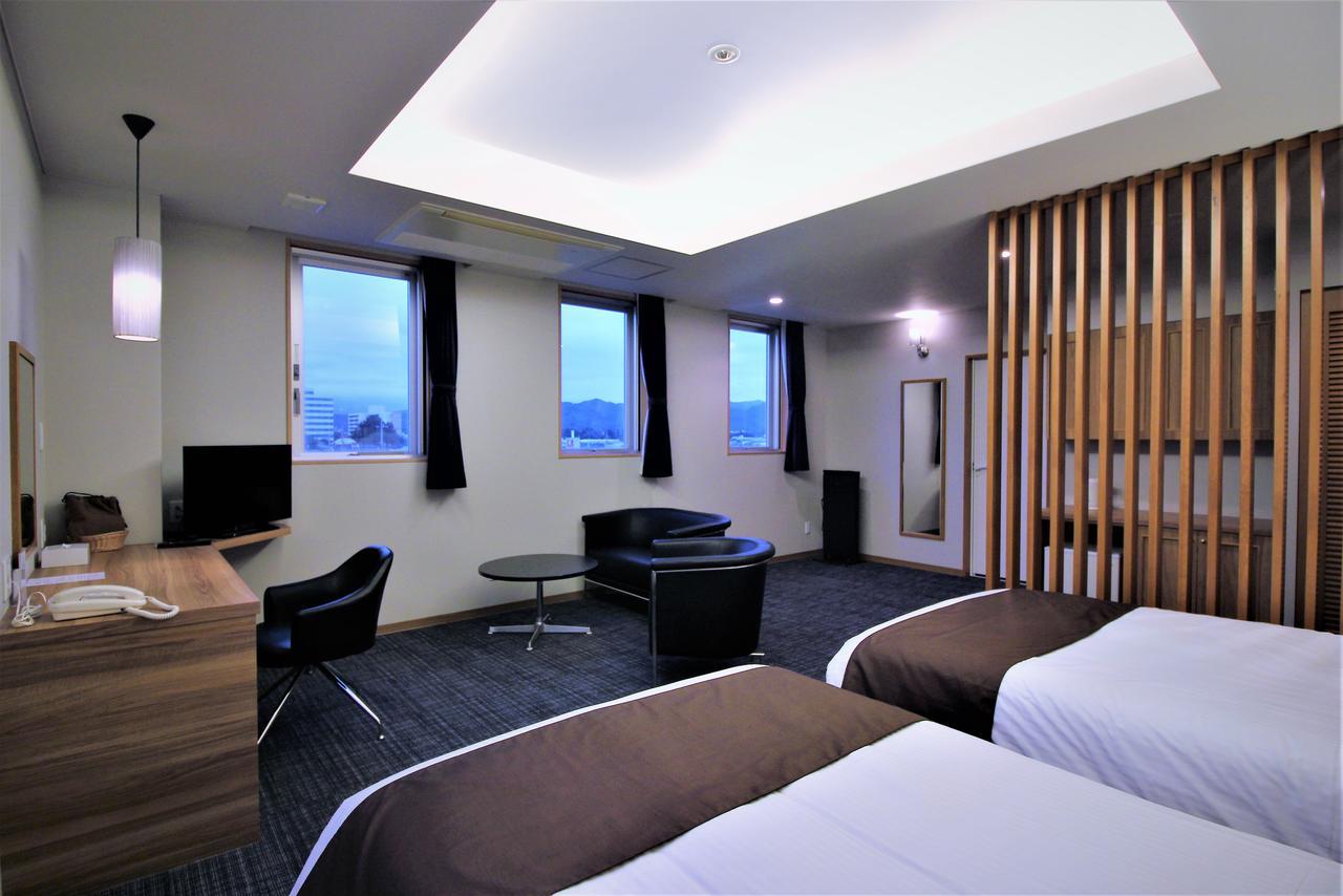 Kiryu Grand Hotel Екстер'єр фото